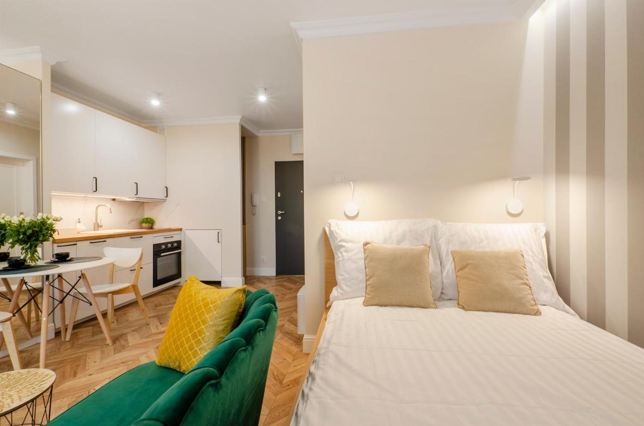 Sky Home- Green Apartament -Manufaktura, Bezplatny Parking, Klimatyzacja, Dostep Na Kod Łódź Kültér fotó